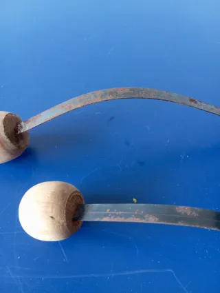 Tendi Scarpe Vintage Legno Metallo