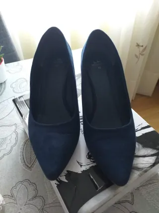 Zapatos de ante azul marino para mujer