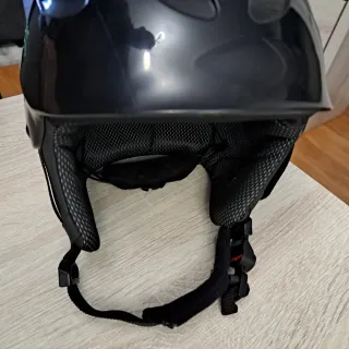 Casco de esquí / snow Uvex negro