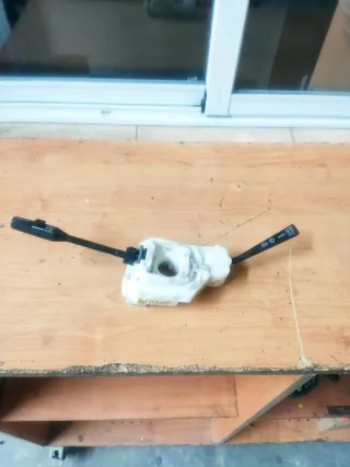 Llave luces y limpia Patrol 85