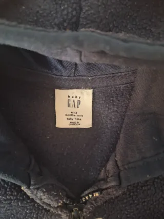 Buzo borreguito GAP bebé 6-12 meses