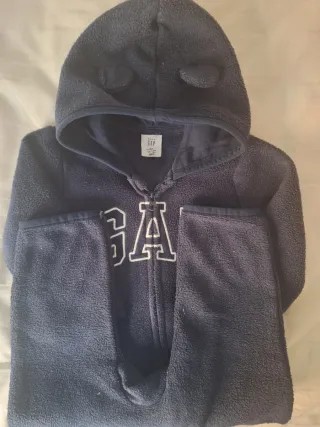 Buzo borreguito GAP bebé 6-12 meses