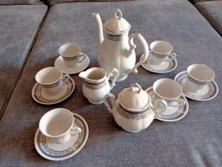 Juego de café de porcelana