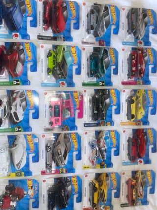 Lote 35 Hot Wheels Originales Nuevos