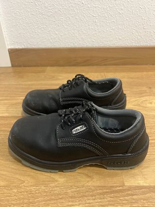 Zapatos de seguridad con puntera marca ROBUSTA