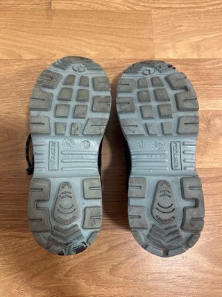 Zapatos de seguridad con puntera marca ROBUSTA