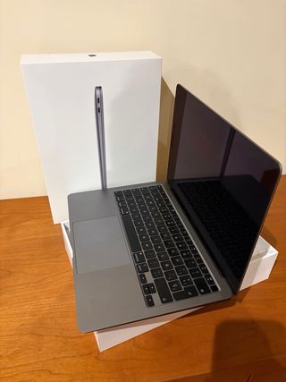 MacBook Air 13” Plata/Gris Espacial