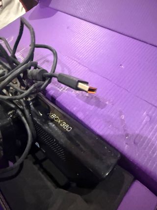 Sensor Kinect Xbox 360 y puerto USB