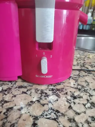 Licuadora Silvercrest Rosa de la marca LIDL.