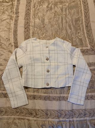 Lote 6 artículos: 5 Camisas + 1 Blazer