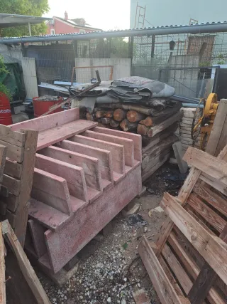 Peldaños de hormigón nuevos