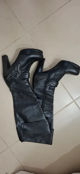 Stivali in pelle donna neri