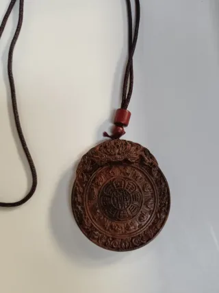 Collana pendente stile asiatico