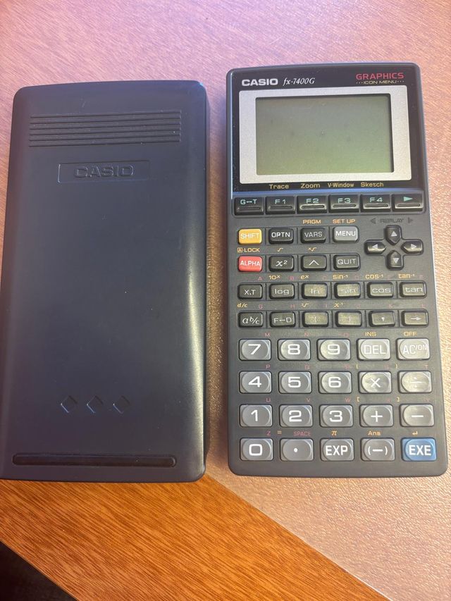 Calculadora Gráfica Casio fx-7400G Plus
