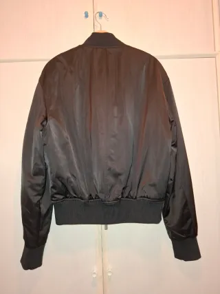 Chaqueta Zara Negra Bomber