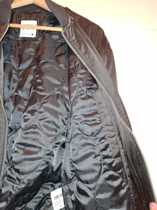 Chaqueta Zara Negra Bomber