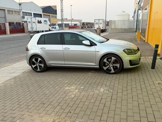 Volkswagen Golf 2016