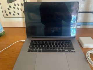 MacBook Pro 16 2019 Argento