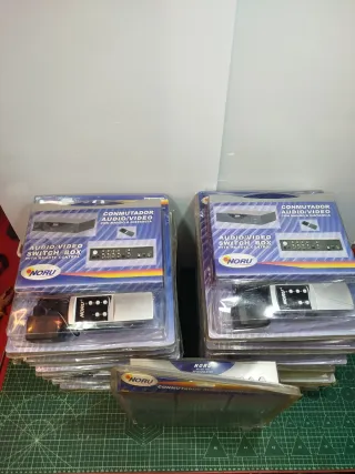Lote Conmutadores Audio/Video/ Mando a Distancia