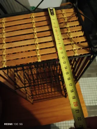 Estantería CDs Metal y mimbre