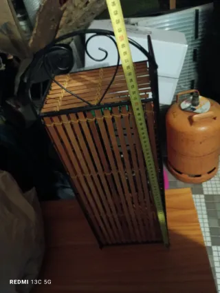 Estantería CDs Metal y mimbre