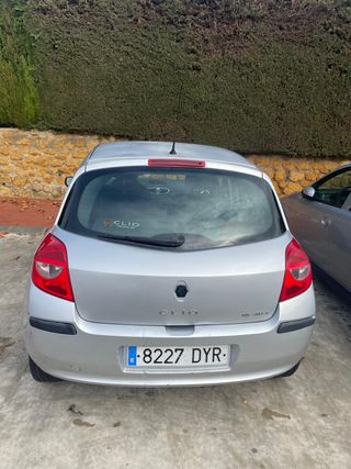 Renault Clio 2006 (SEVILLA📍)