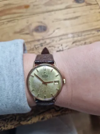 Reloj Roamer Dorado y Marrón