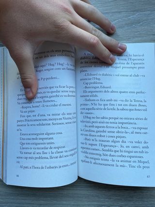 LIBRO juvenil VALENCIANO “El Club dels Estranys”