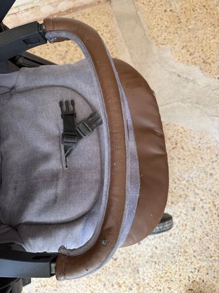 Cochecito Chicco usado + asiento de coche