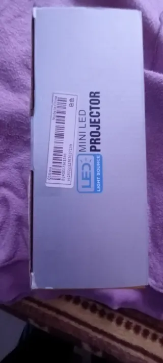Mini Proyector LED Blanco