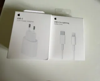 2 Cables USB-C a Lightning 1m y Adaptador 20W