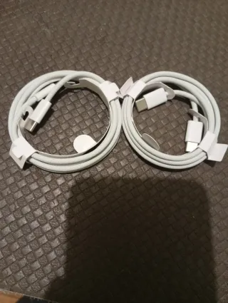 2 Cables USB-C a Lightning 1m y Adaptador 20W