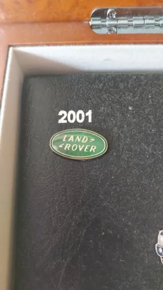 Chapas Evolución Logo Land Rover
