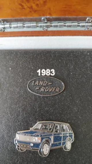 Chapas Evolución Logo Land Rover