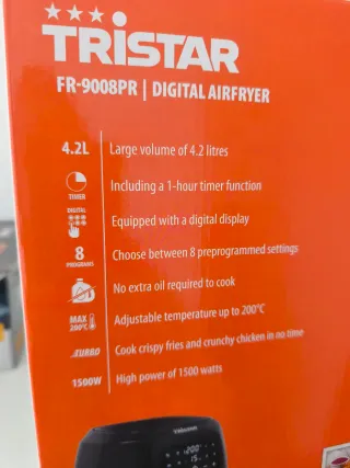 Freidora de aire Tristar negra
