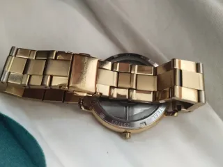Reloj Michael Kors Corazón Dorado Mujer