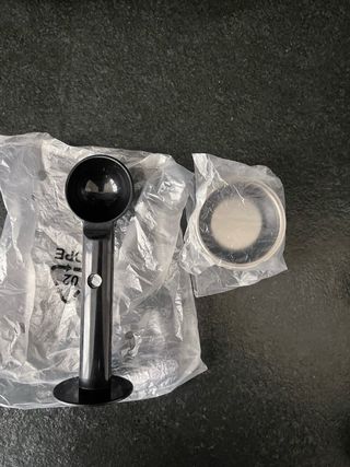 Cafetera pequeña Cafelffe negra con accesorios