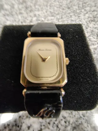 Maurice Lacroix Reloj Negro y Dorado