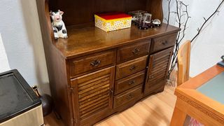 Aparador / Alacena de Madera Maciza – Estilo Clási