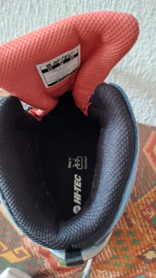 Botas de trekking azules y naranjas mujer o niña