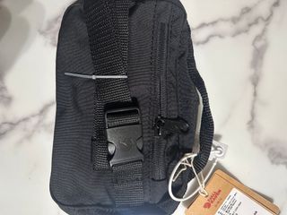 Riñonera Fjällräven Kånken Negra