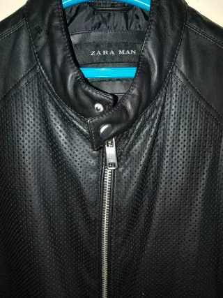 Chaqueta Zara Hombre Negra Perforada