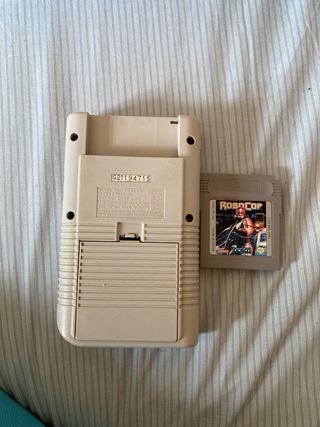 Consola Game Boy Blanca + 5 Juegos
