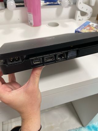 Playstation 4 Slim PS4 + 5 Juegos