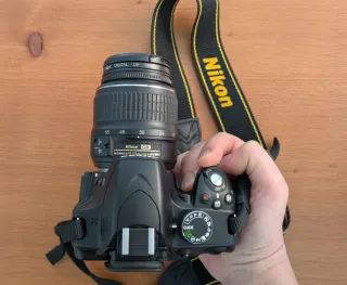 Cámara Nikon D3200 + 2 objetivos + Accesorios