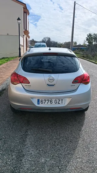 Opel Astra 2010