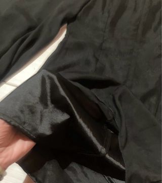 Vestito nero con paillettes oro