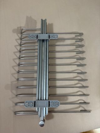 Appendiabiti estraibile in metallo