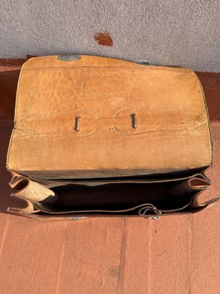 Maletín antiguo de cuero