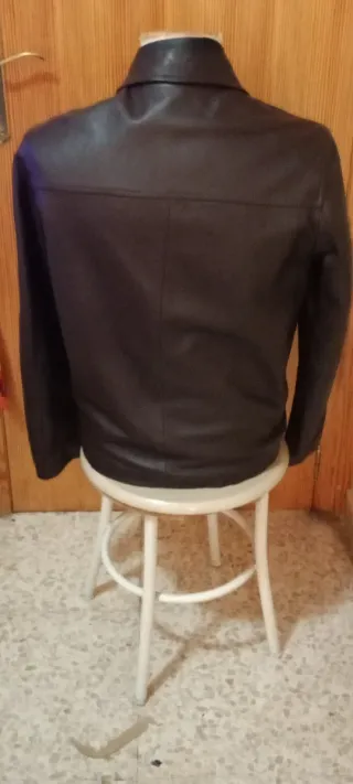 Chaqueta de piel marrón talla 48 será una xl